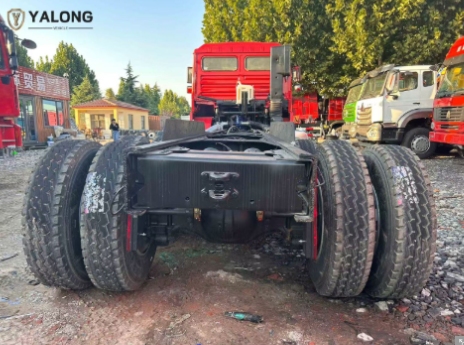 Shacman vrachtwagenchassis met 12 wielen